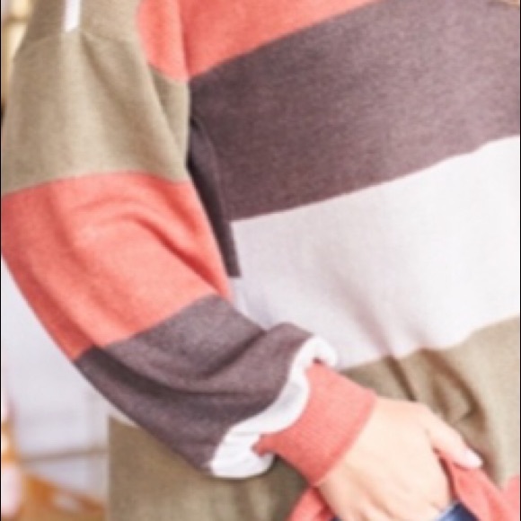 Multi colored long sleeve ,v neck, & ribbed top. - Picture 7 of 10